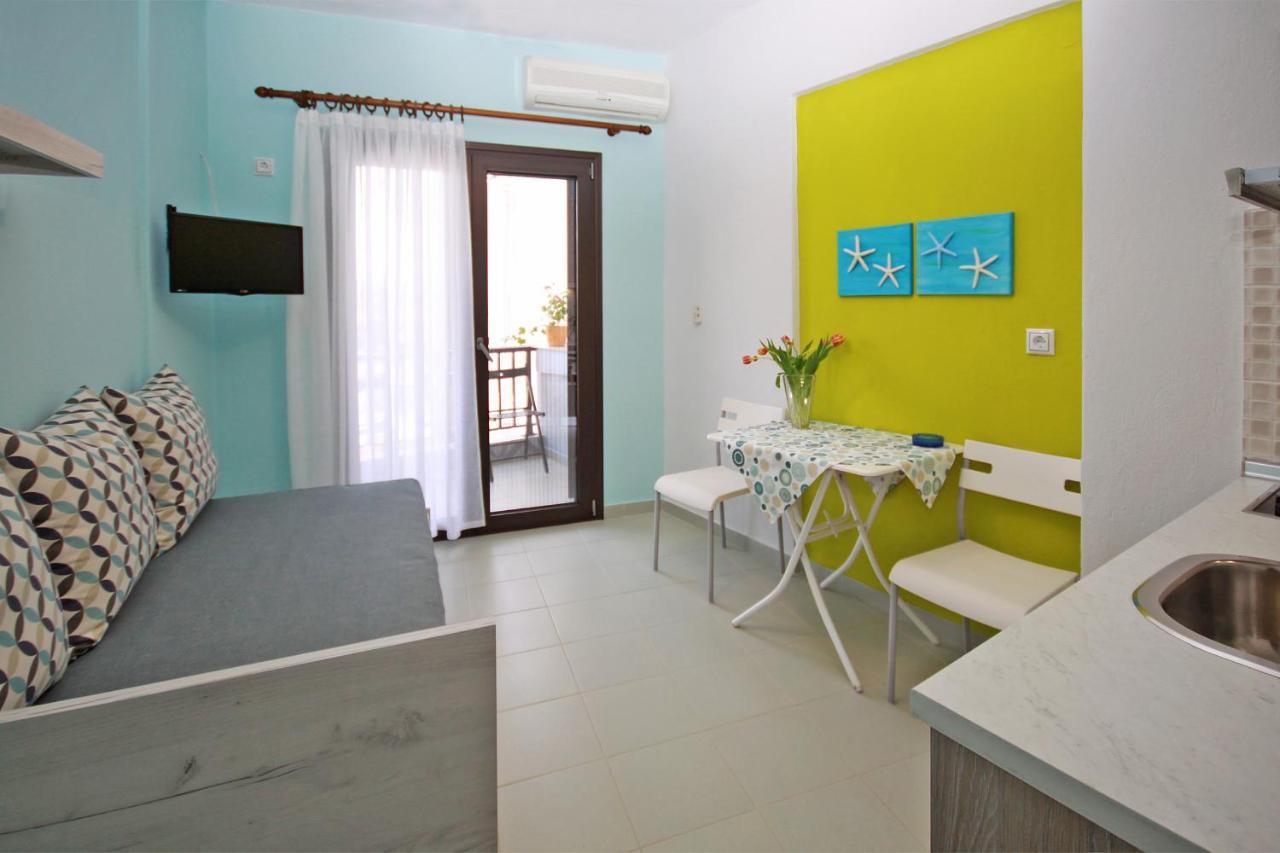 Acrothea Apartments Órmos Panajías Eksteriør bilde